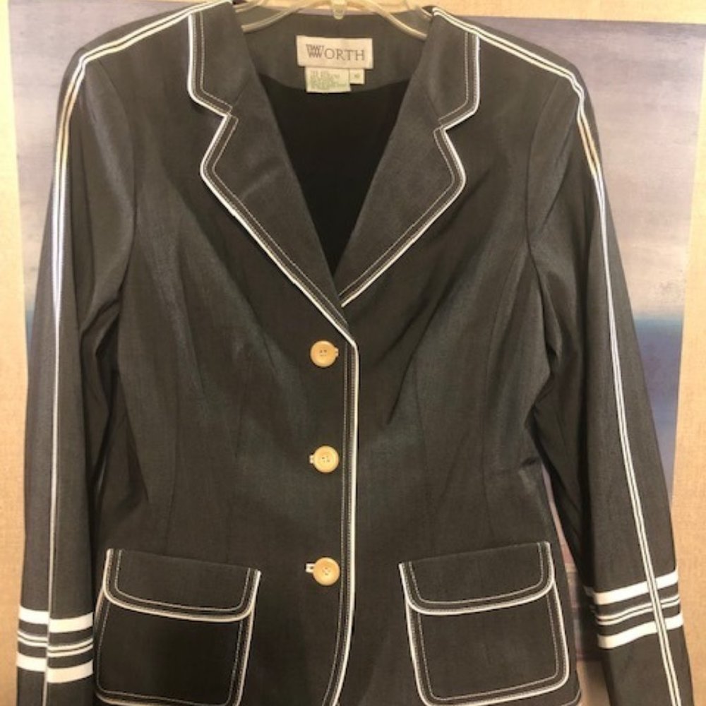 WWorth suit
